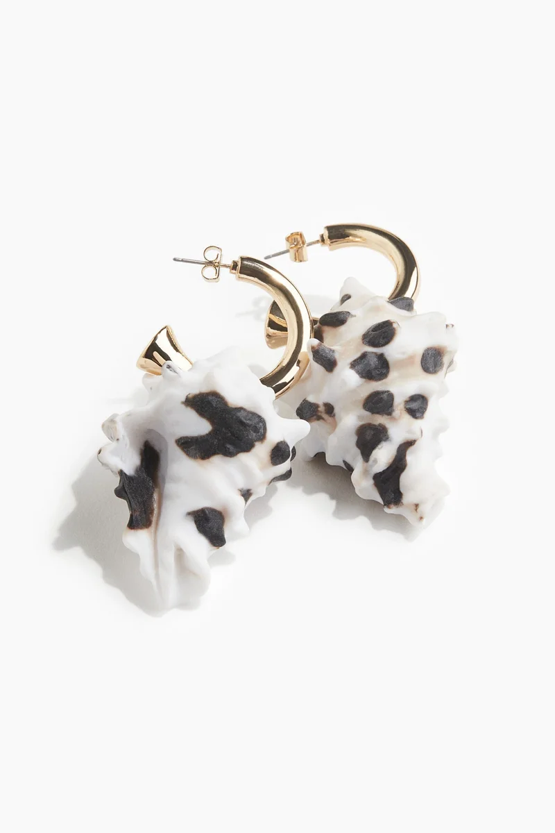 H&M Seashell-pendant earrings